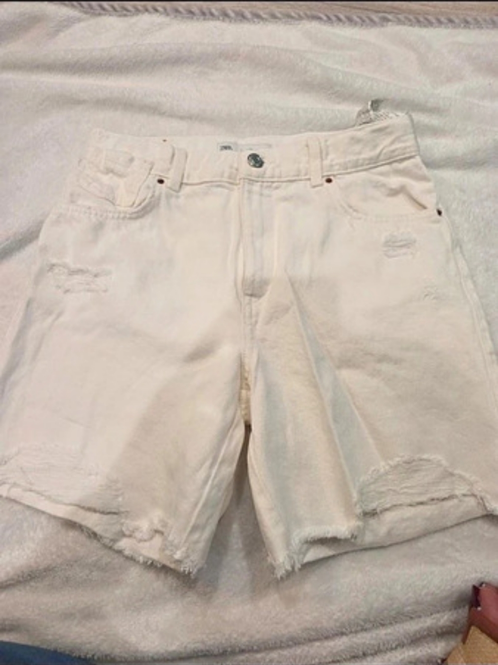 Zara Women's Frayed Jean Shorts Size 13-14 (164) in White